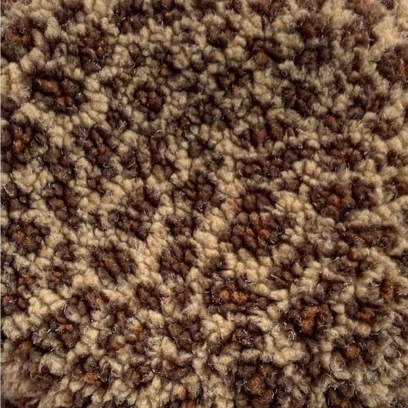 Reversible Sherpa Animal Print Bucket Hat! Inside out it's brown 🤠 - Picture 6 of 6